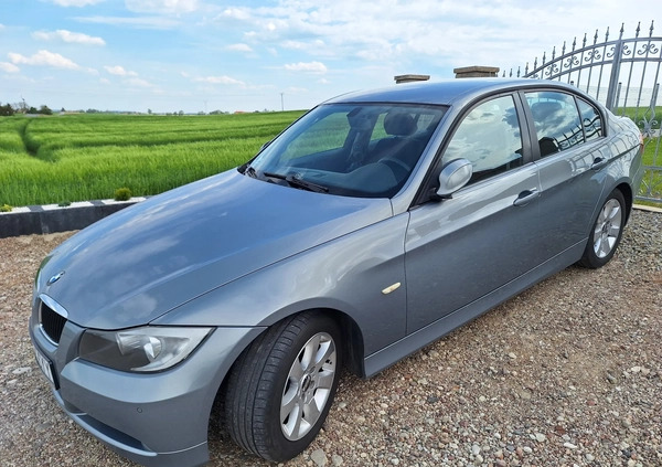 BMW Seria 3 cena 24900 przebieg: 245000, rok produkcji 2005 z Łabiszyn małe 254